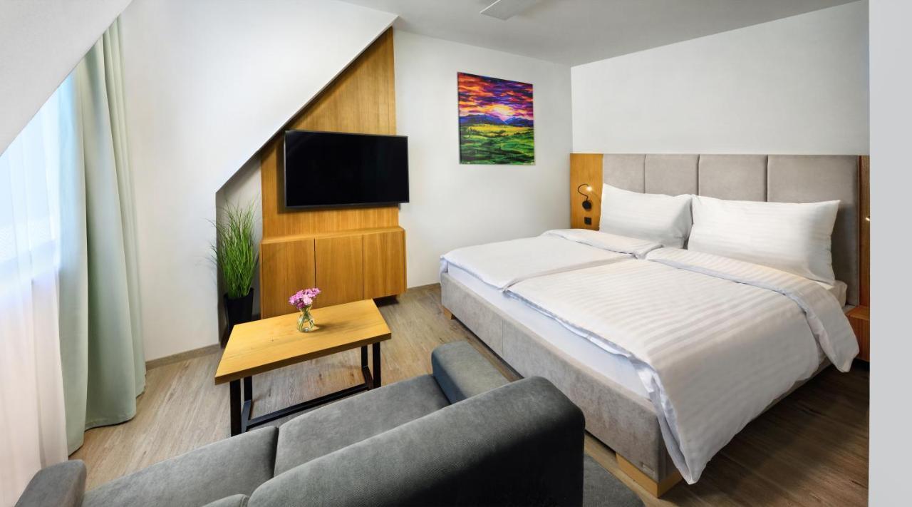 Resort Maladinovo Pri Liptovskej Mare