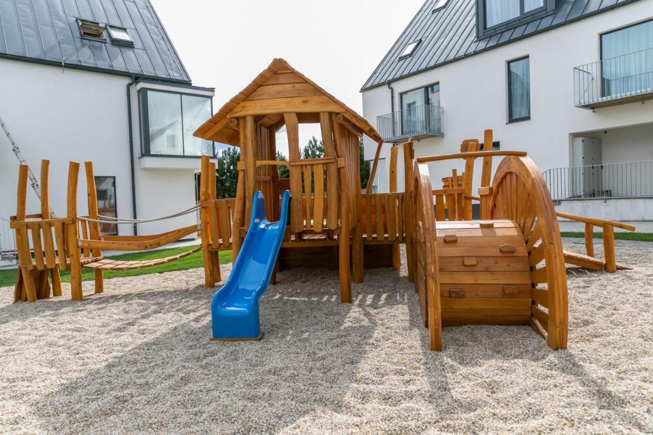Maladinovo Pri Liptovskej Mare Resort